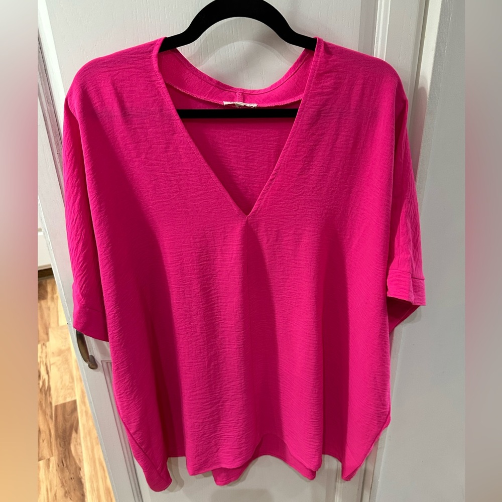 JODIFL Fuchsia V-Neck Blouse